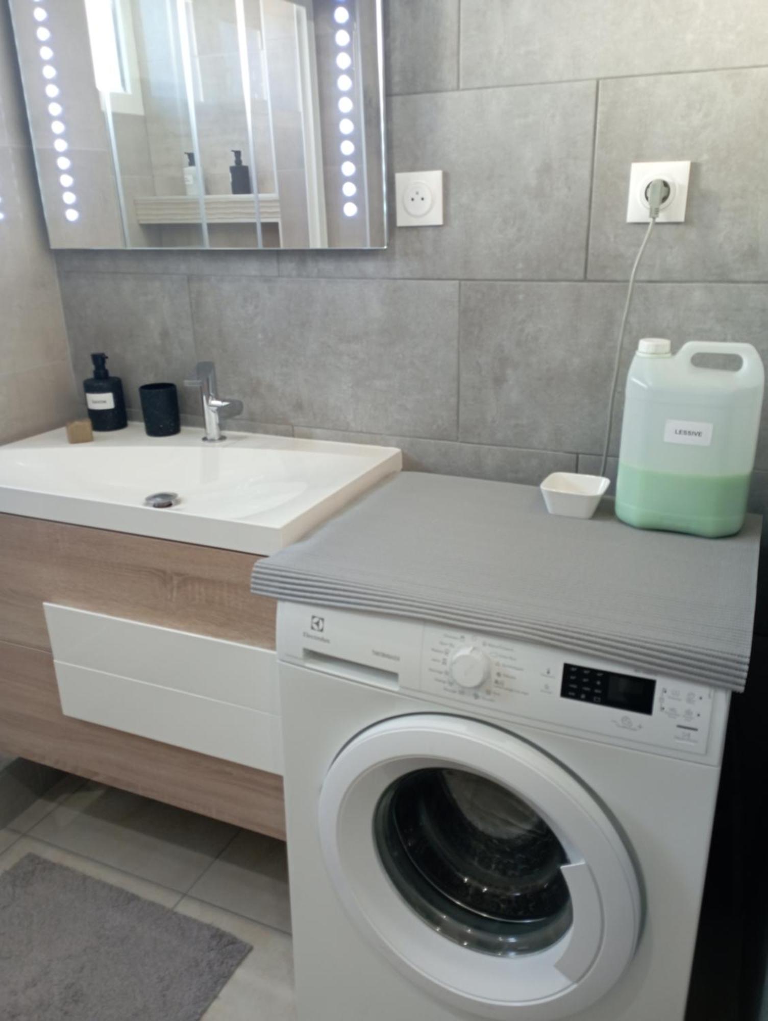 Le Belle Vue Apartment Saint-Etienne  Ngoại thất bức ảnh